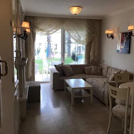 Fethiye Aparts Appartamento